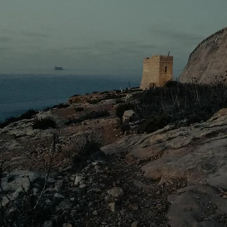 Deep Blu Boutique מלון