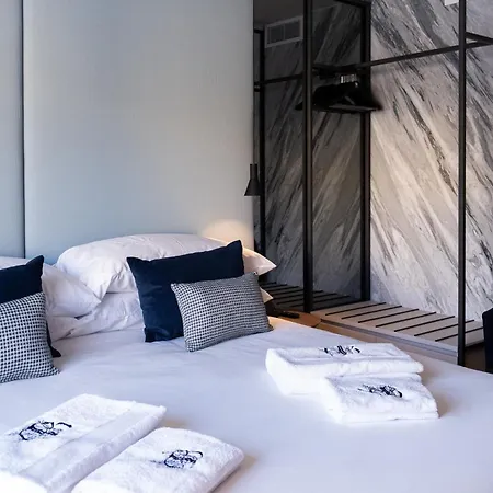 Deep Blu Boutique * Zurrieq