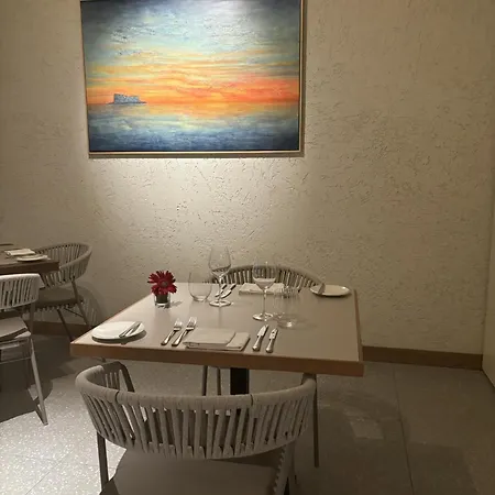 Deep Blu Boutique Zurrieq