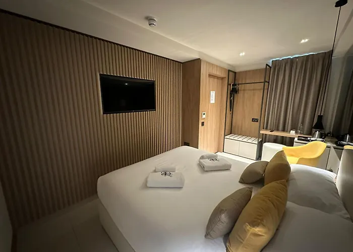 Deep Blu Boutique * Zurrieq