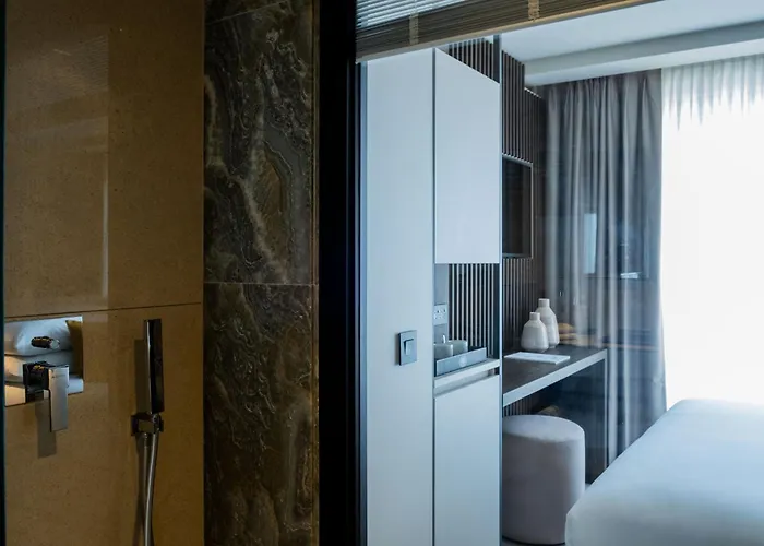 Deep Blu Boutique * Zurrieq