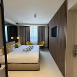Deep Blu Boutique Hotel