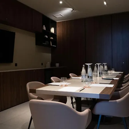 Deep Blu Boutique Hotel