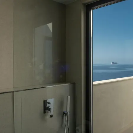 Deep Blu Boutique Hotel *