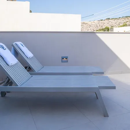 Deep Blu Boutique Hotel