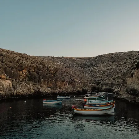 Deep Blu Boutique * Zurrieq