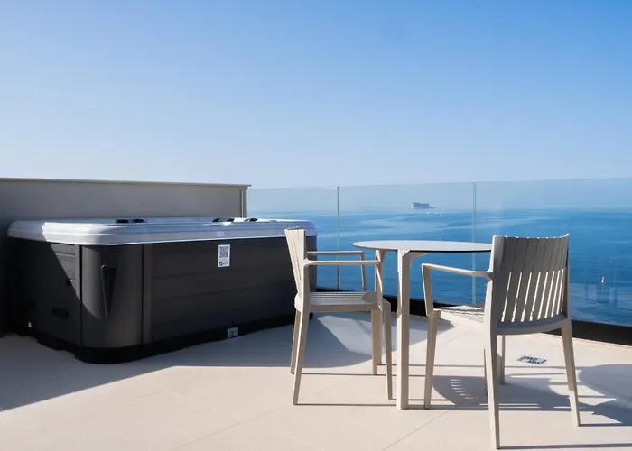 Deep Blu Boutique Hotell