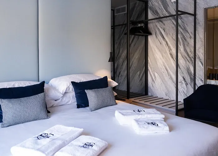 Deep Blu Boutique * Zurrieq